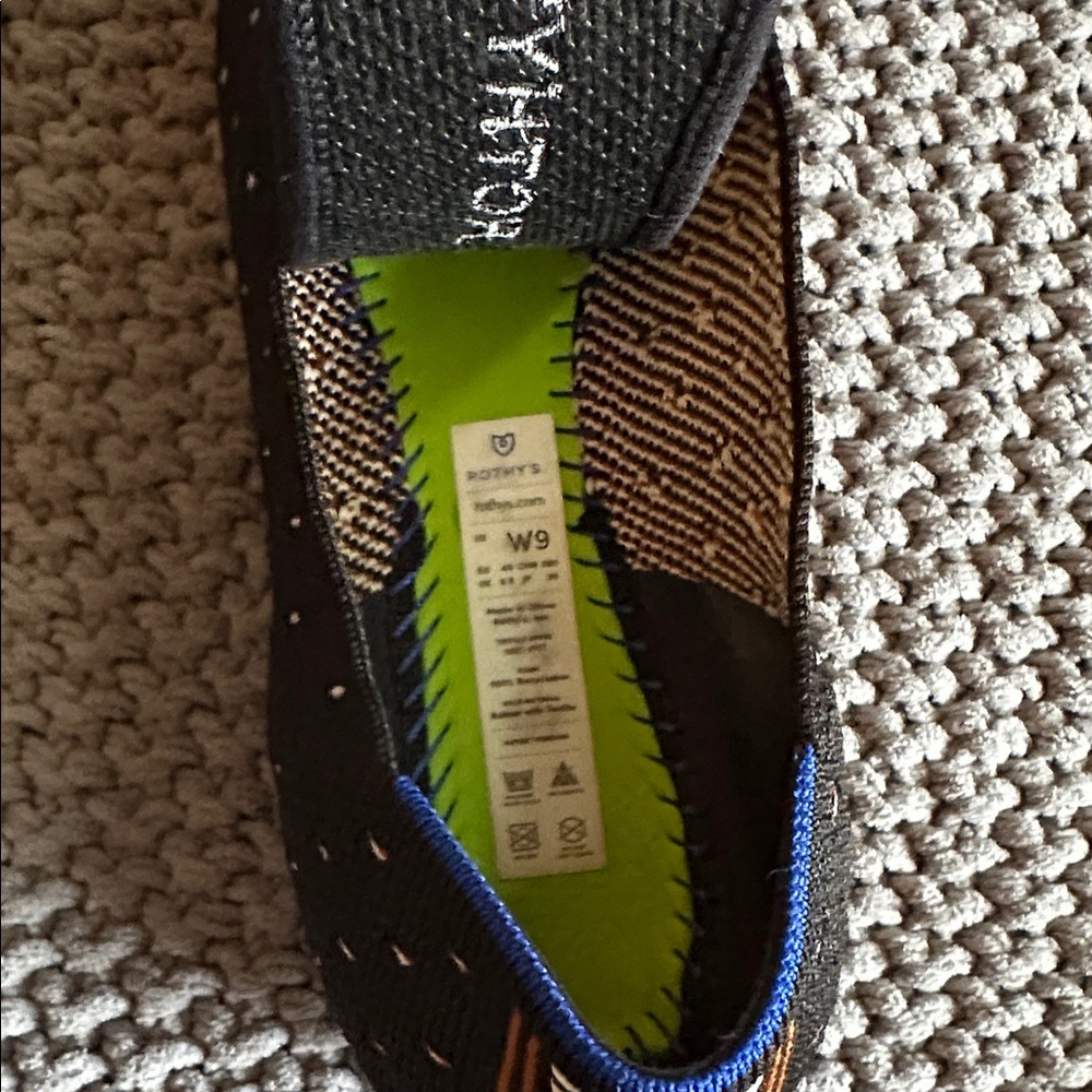 Rothys Flats - Picture 5 of 5